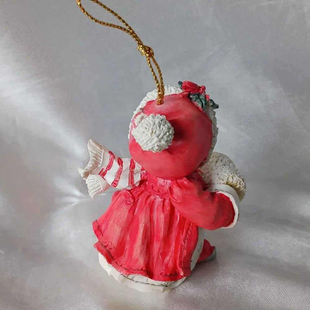 VINTAGE ENESCO CHERISHED TEDDIES BEAR ORNAMENT-GIRL WITH MUFF-1993